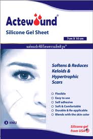 รูปภาพของ Actewound Silicone Gel Sheet (7cmx15cm) ขนาด1แผ่น แผ่นแปะซิลิโคน ตราแอ็คติวูน 